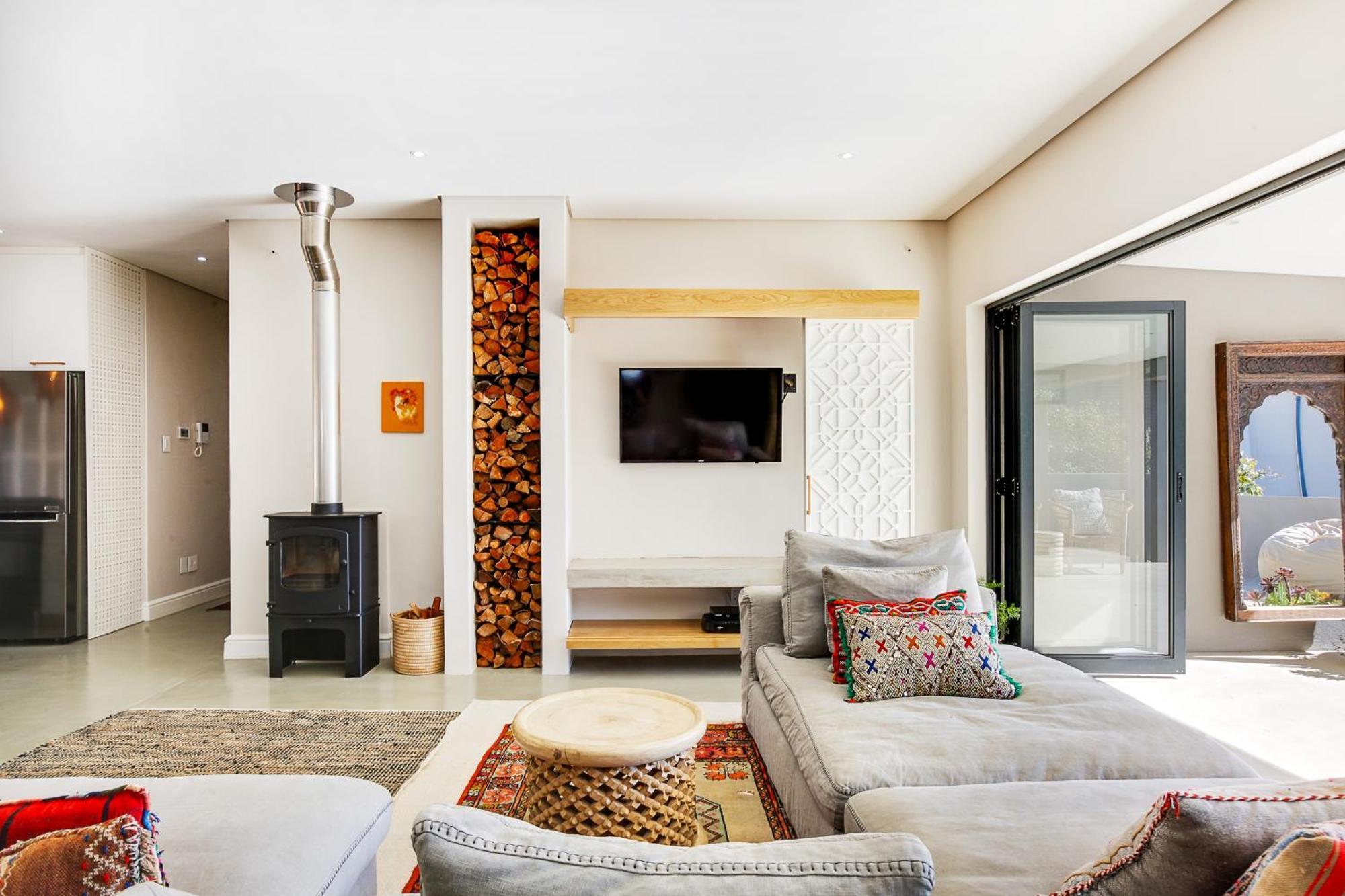 Solar-Powered Mountain Retreat With Natural Pool Kapstadt Exterior foto